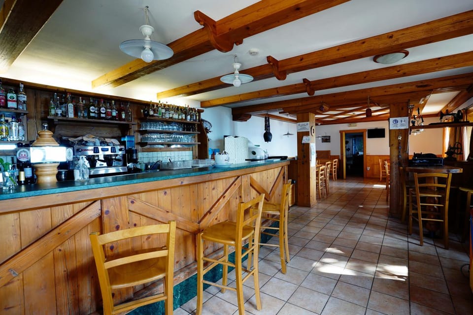Lounge or bar