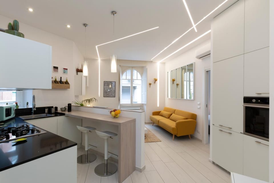 Kitchen or kitchenette, heating, air conditioner