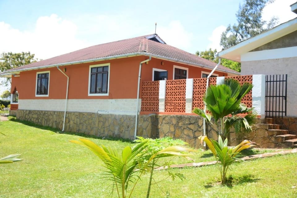 Koriwo Gardens Kikambala Bed and Breakfast in Mombasa