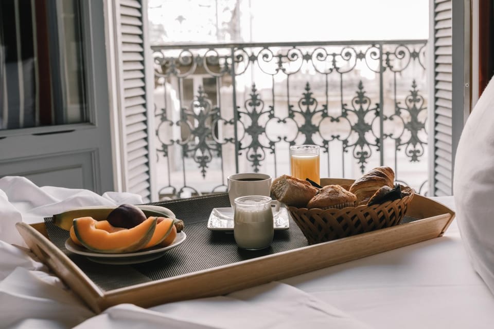 Continental breakfast, Buffet breakfast