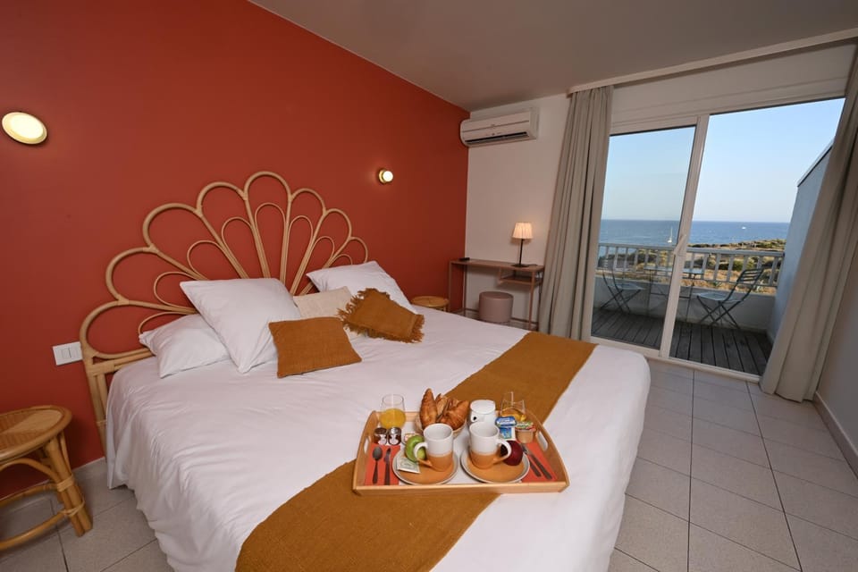 View (from property/room), Balcony/Terrace, Photo of the whole room, Sea view, Breakfast