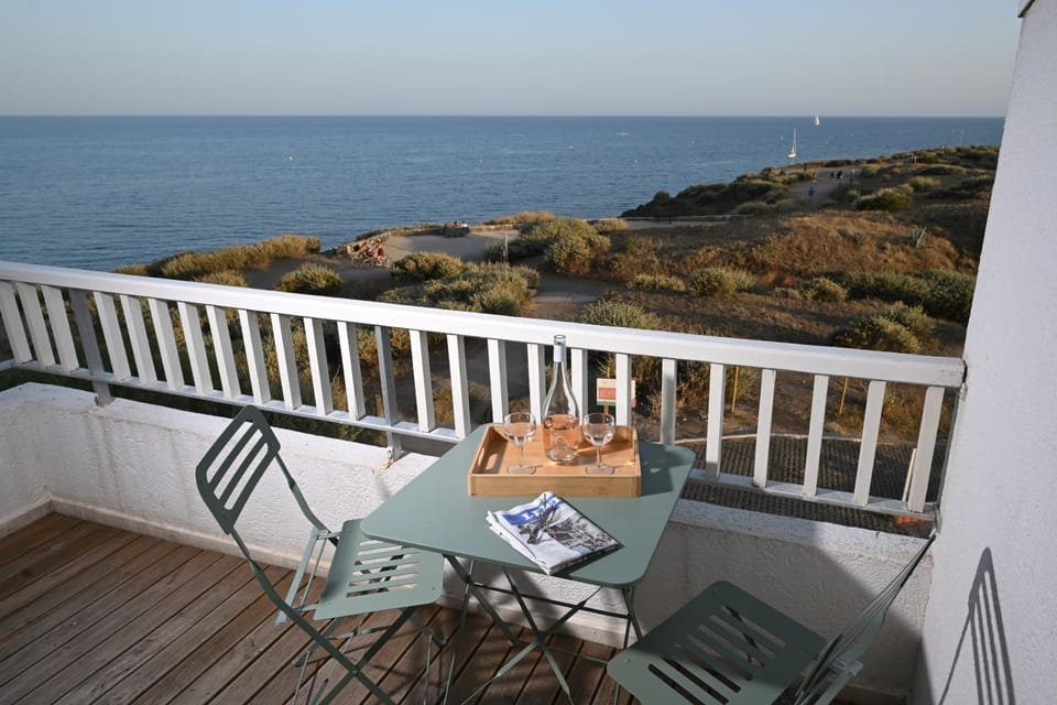Restaurant/places to eat, Balcony/Terrace, Sunset
