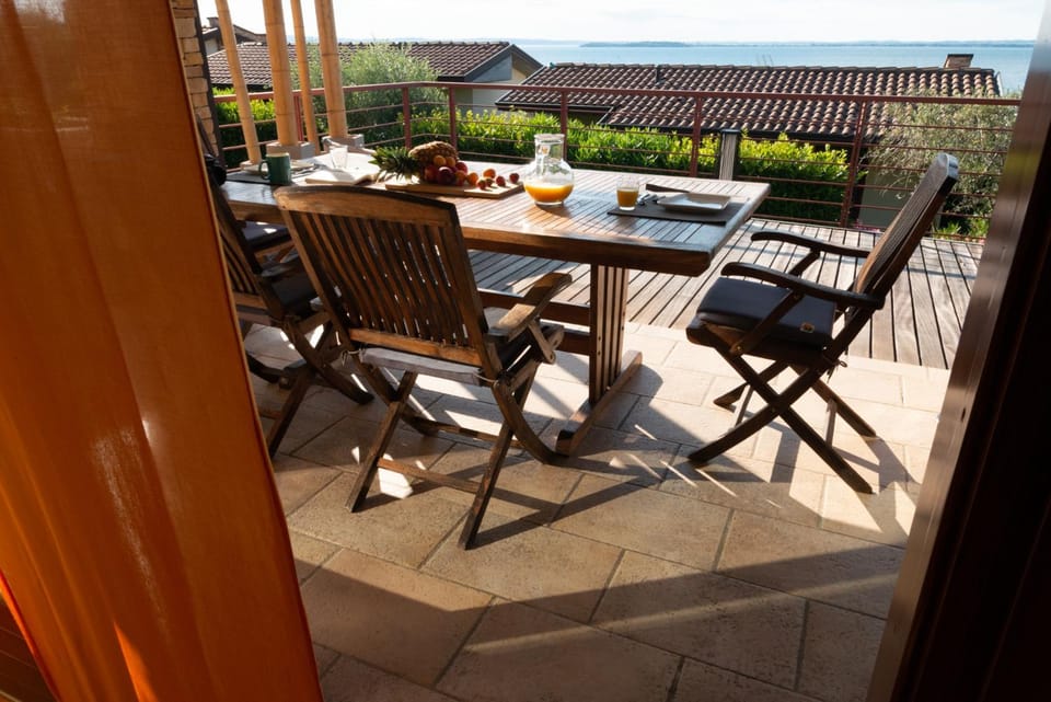 Day, Balcony/Terrace, Food and drinks