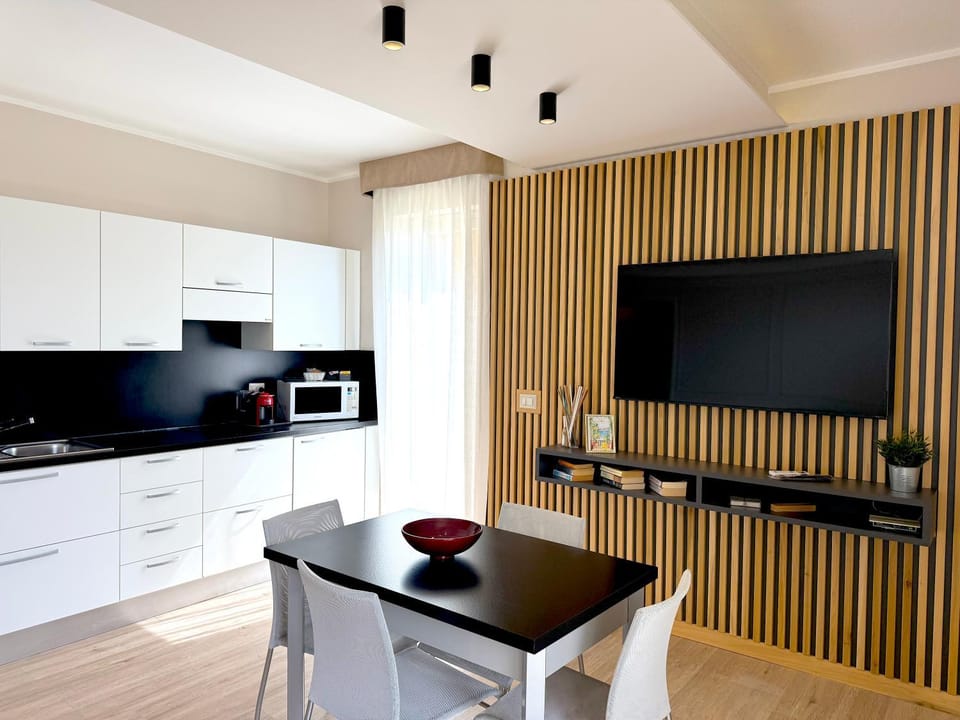 TV and multimedia, kitchen
