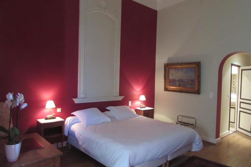 Château de Fourcès Bed and Breakfast in Occitanie