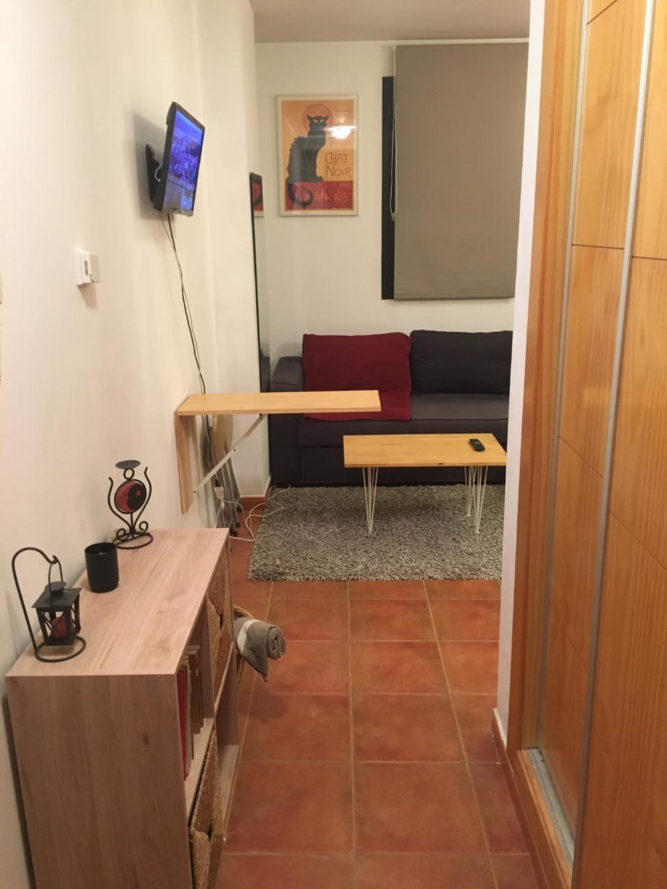 Lobby or reception, wardrobe