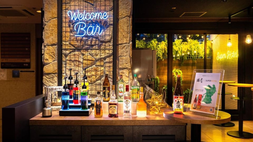 Lounge or bar, Drinks