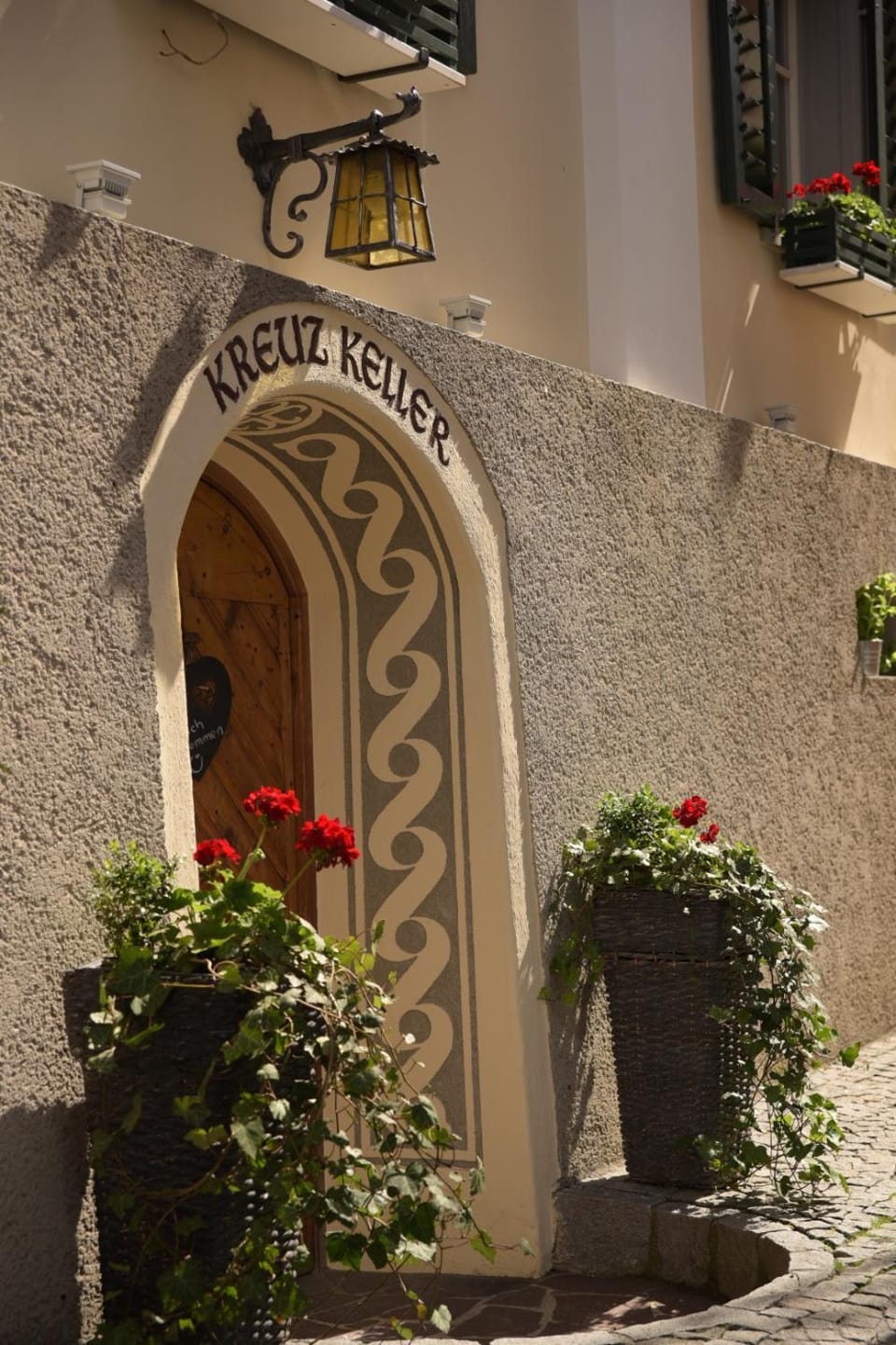 Property building, Facade/entrance