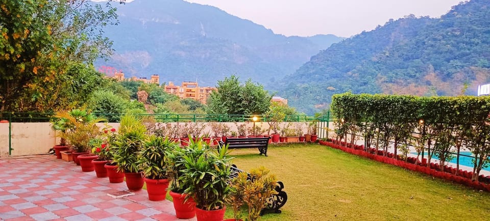 Garden view, Mountain view