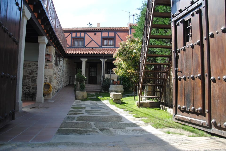 Rural Montesa Country House in Castile and León