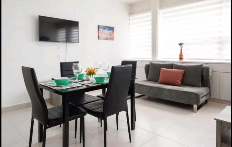 Pennsylvania WTC High End 1parking/2BR/2BA Apartment in Mexico City