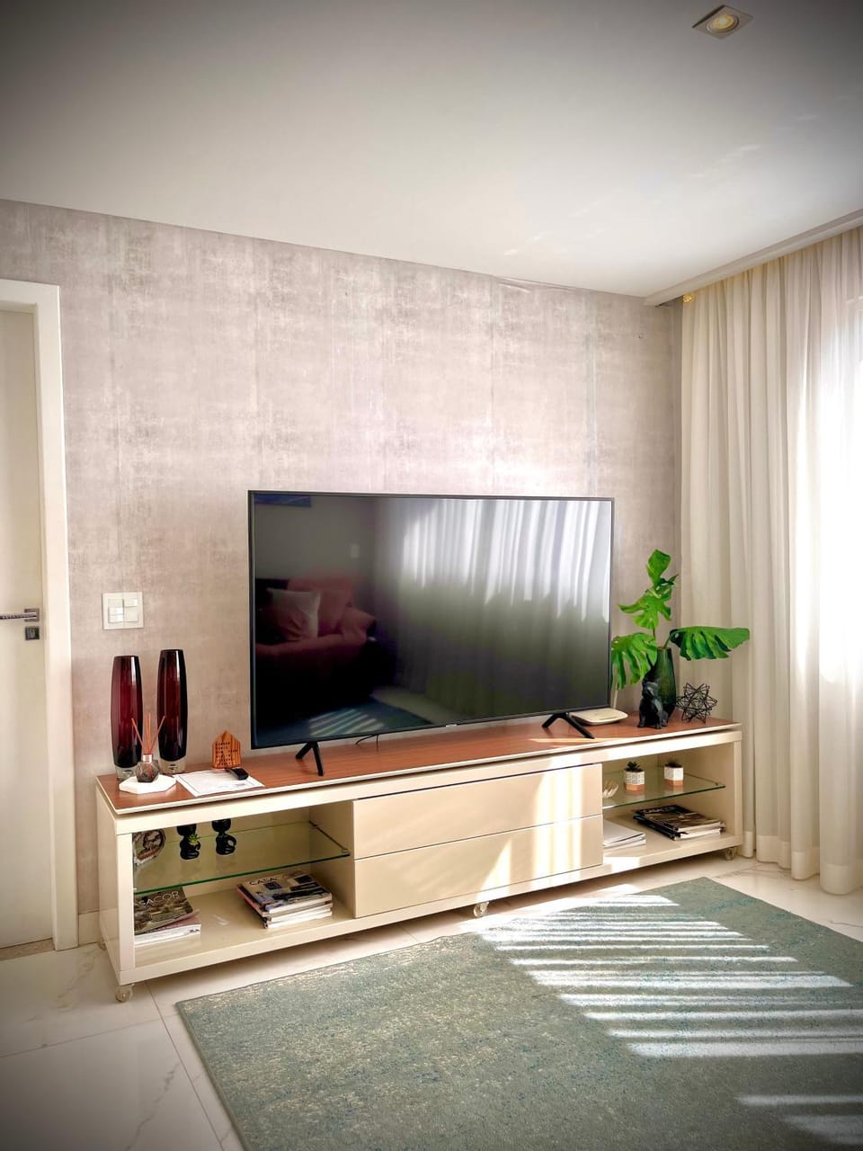 Communal lounge/ TV room, TV and multimedia