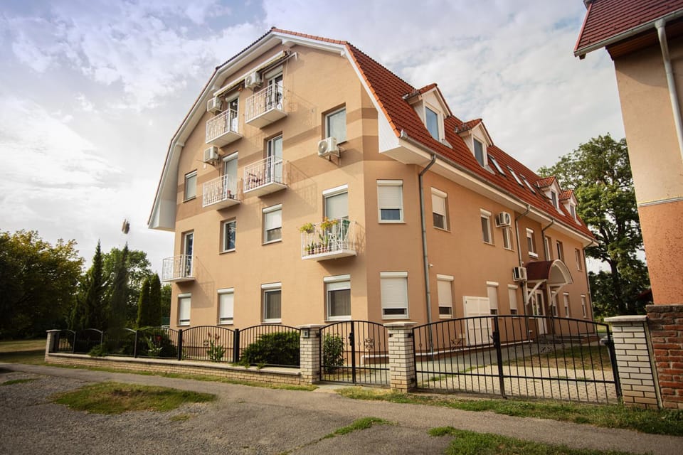Németh Apartman Sárvár Apartment in Hungary