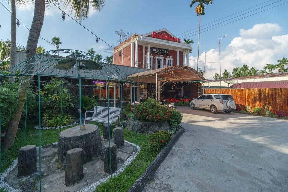 Property building, Garden