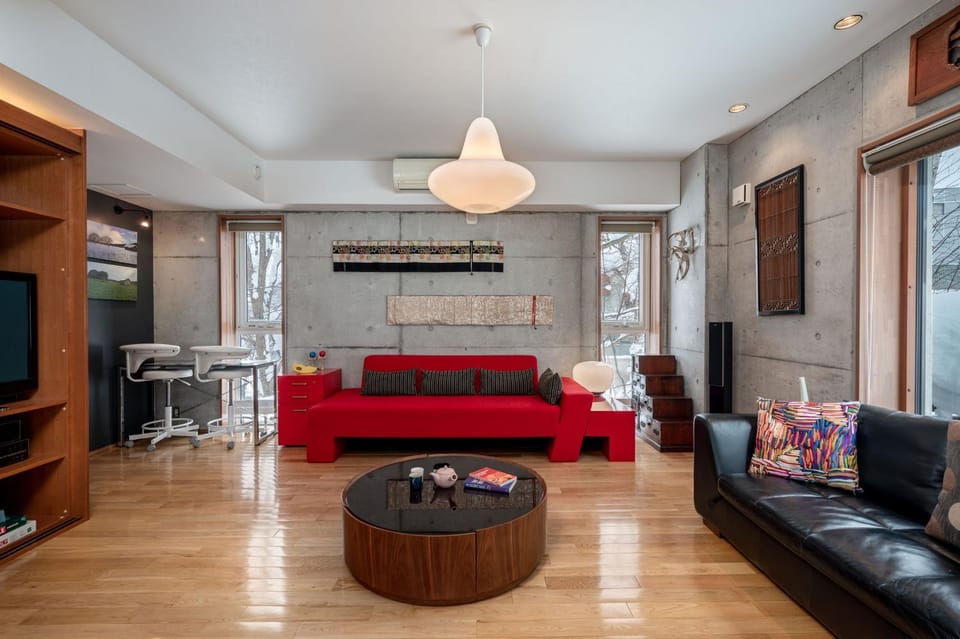 Living room, Seating area