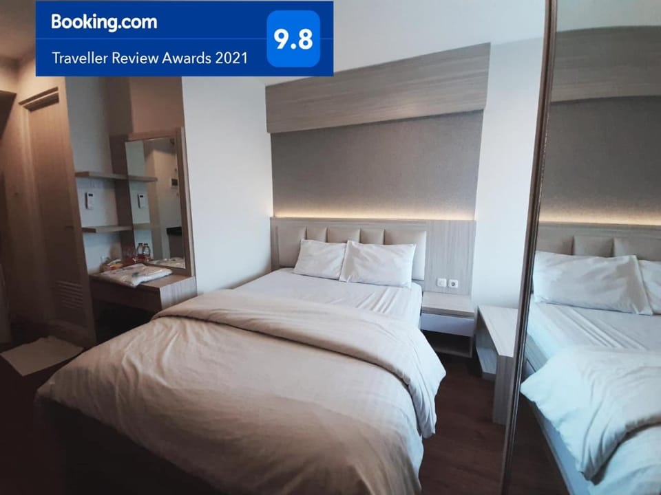 Apartemen Grand Kamala Lagoon Studio By Bonzela Property Apartment in West Java