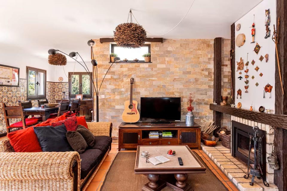 Communal lounge/ TV room, Living room