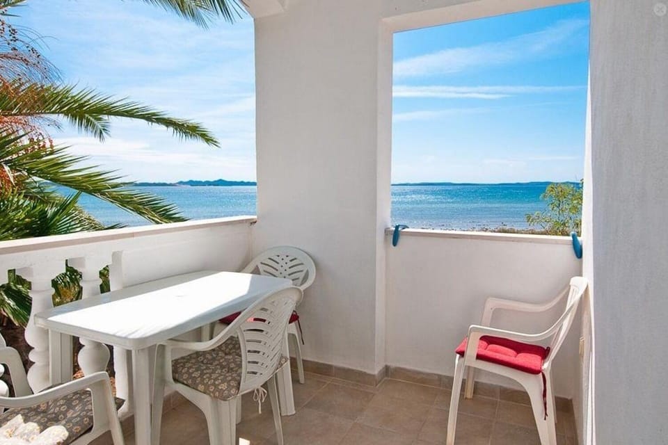 Balcony/Terrace, Landmark view