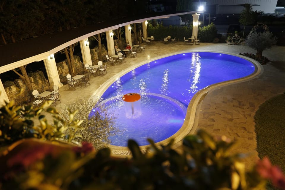 Pool view, Swimming pool, Swimming pool
