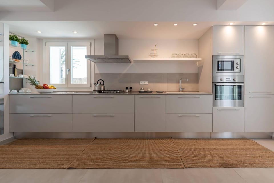 Kitchen or kitchenette, Other, dishwasher, oven, stove