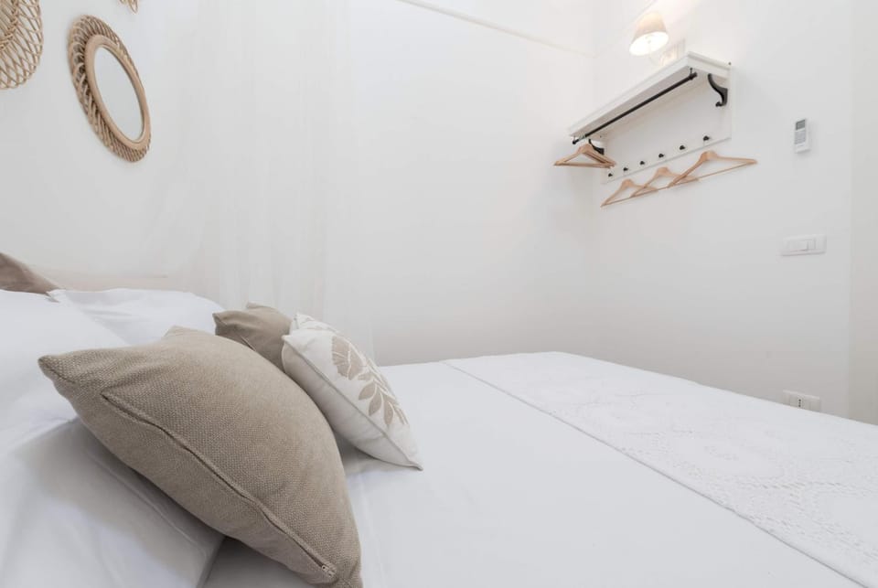 Bed, Other, Bedroom