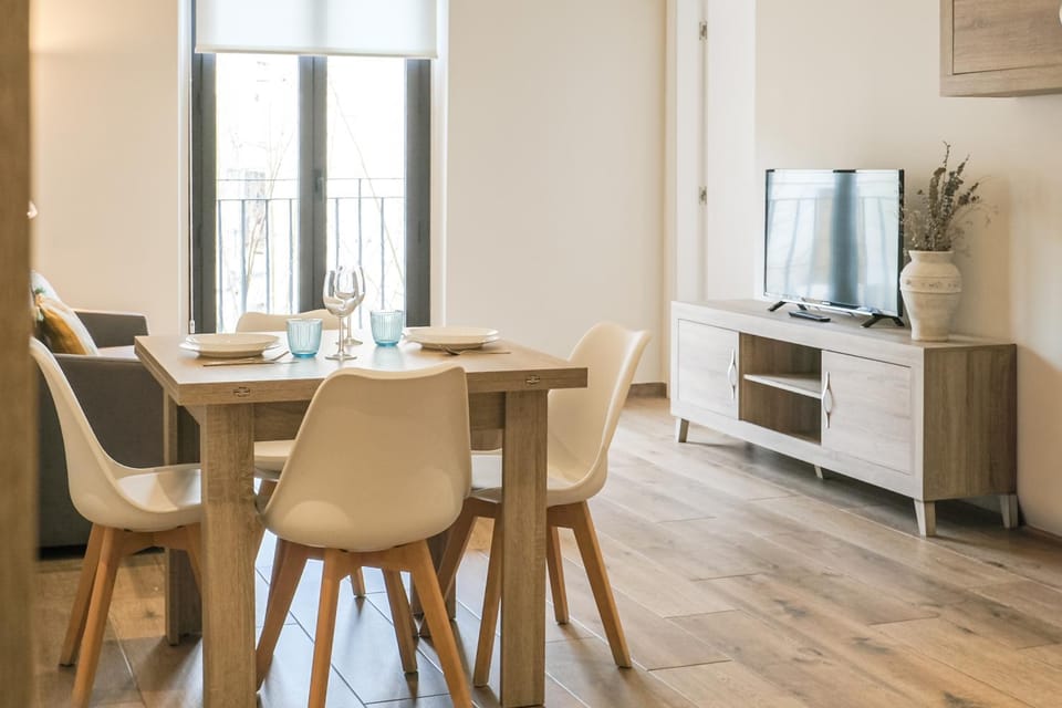 Can Cintet 2-1,Nuevo Apartamento Moderno en Besalú Apartment in Garrotxa
