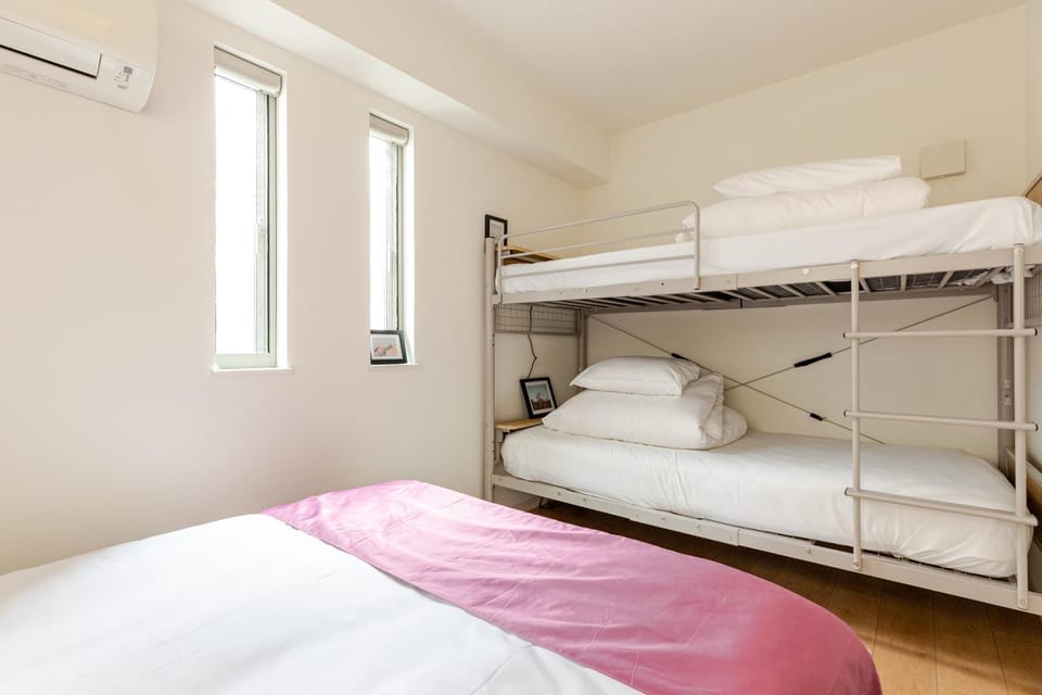 Bed, Bedroom, bunk bed