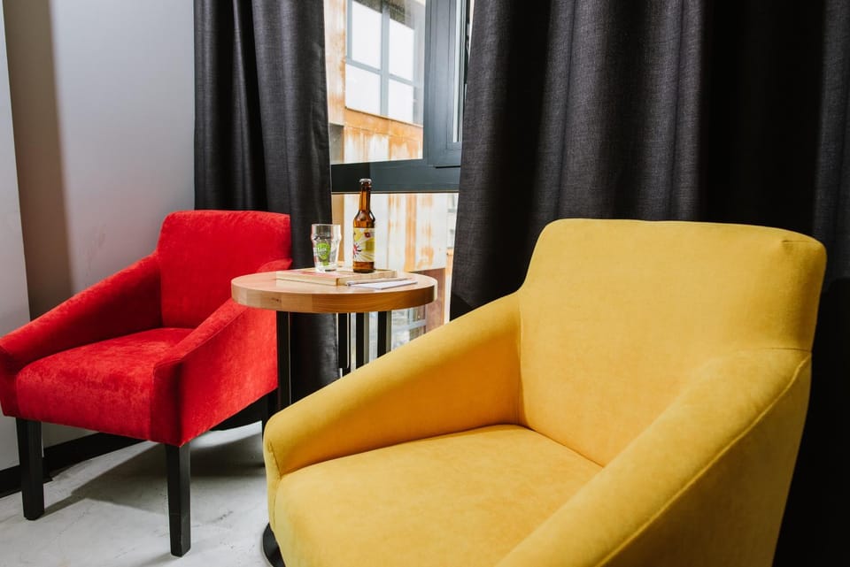 Seating area