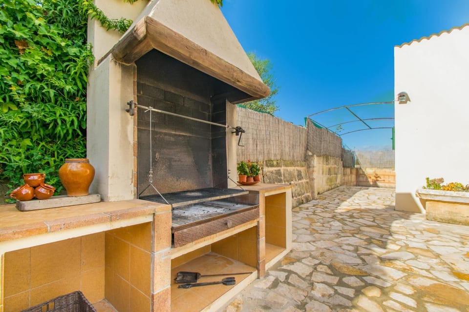 Patio, BBQ facilities, Balcony/Terrace