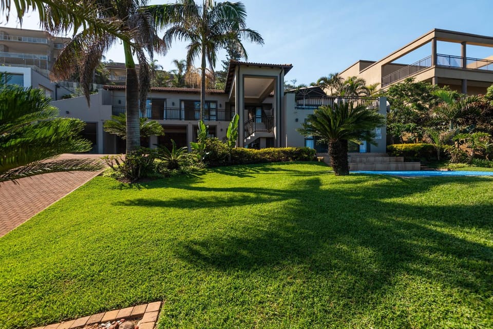 Shangri-La 6 Bedroom Ballito Beachfront KBW1 House in Dolphin Coast
