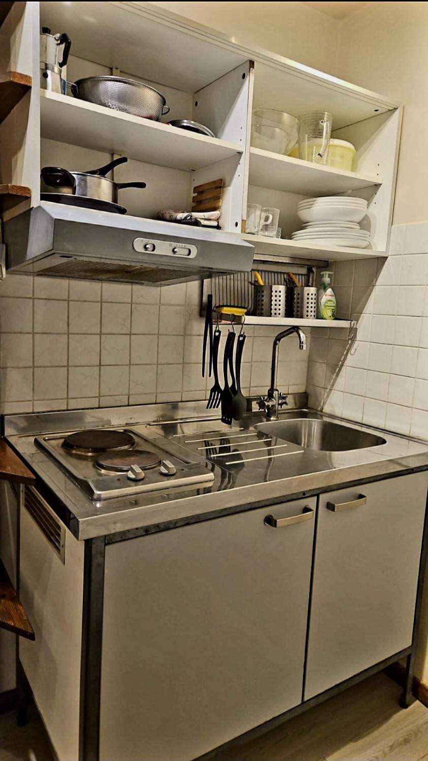 Kitchen or kitchenette, stove, kitchen