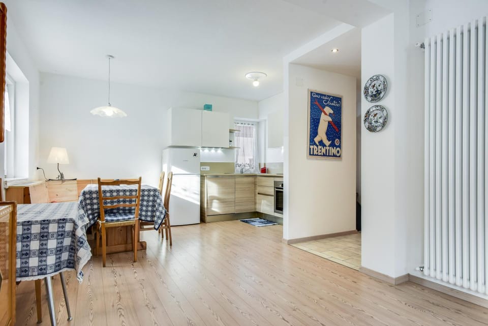 Property building, Living room, Bedroom