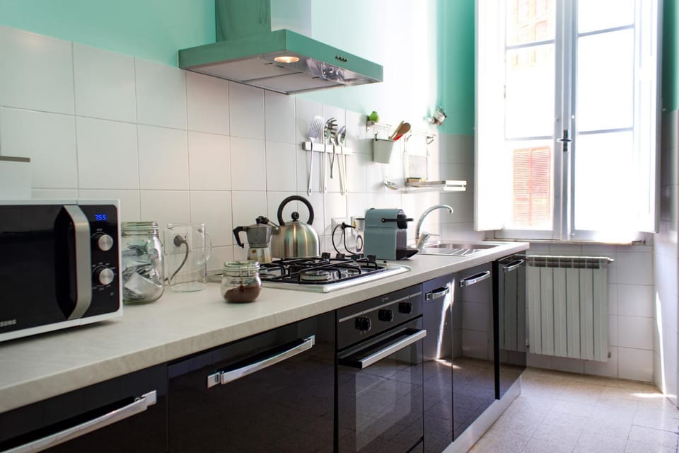 Coffee/tea facilities, Kitchen or kitchenette