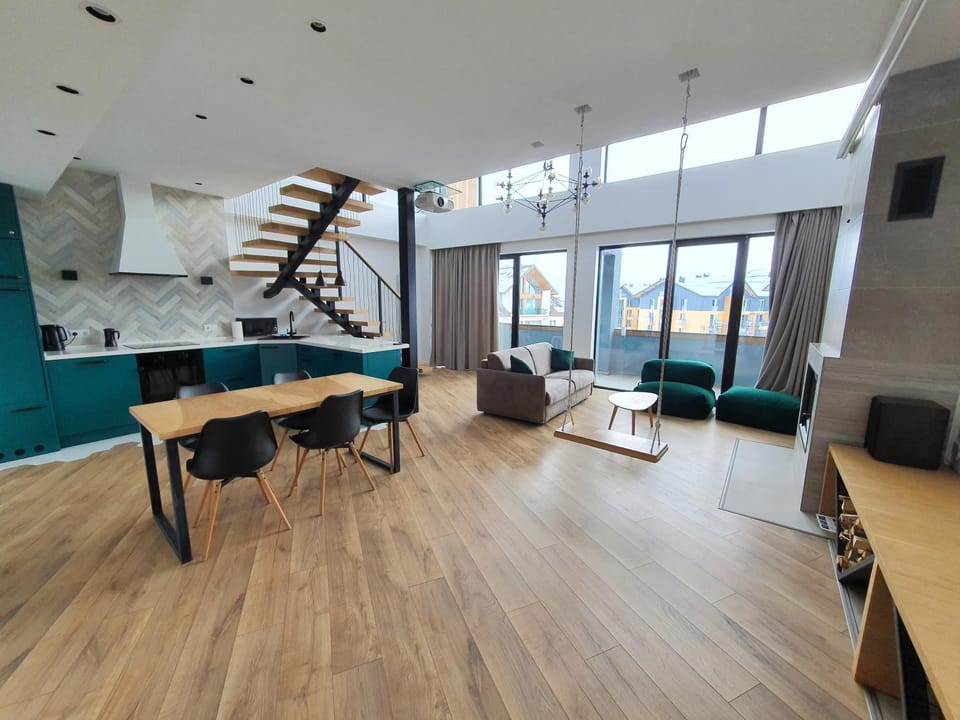 Living room, Seating area, Dining area