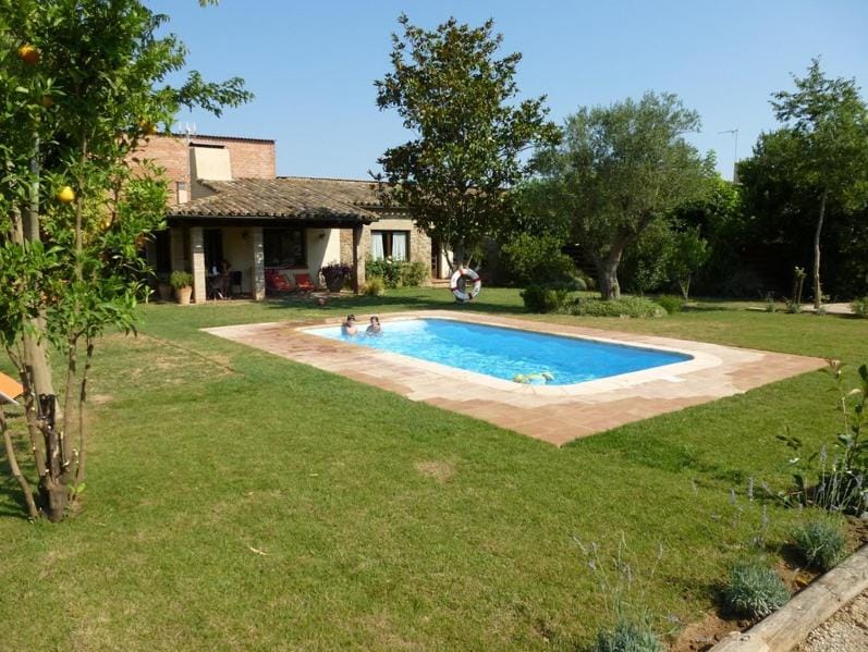 Garden, Swimming pool, Swimming pool