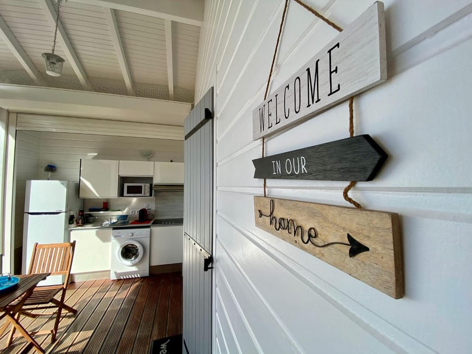 Coffee/tea facilities, Balcony/Terrace, Kitchen or kitchenette, Dining area, oven, washing machine