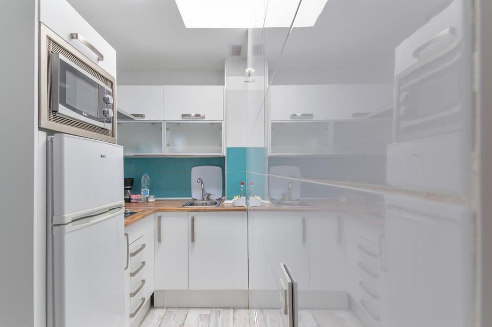 Kitchen or kitchenette, Living room
