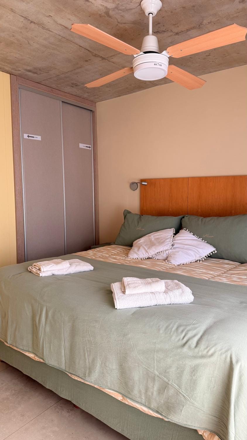 Bed, Bedroom, towels, wardrobe