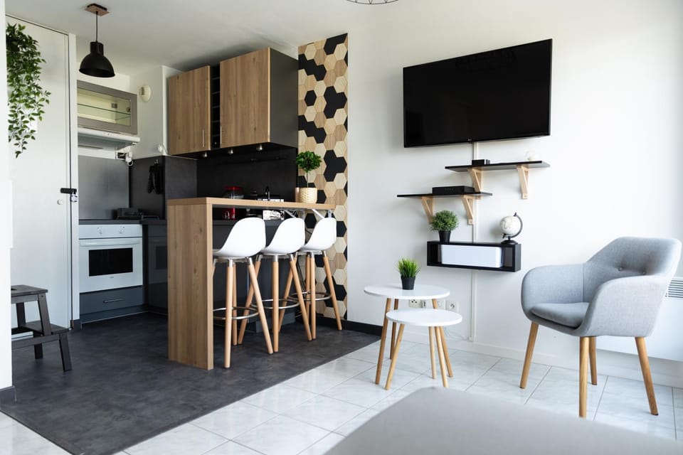 Communal lounge/ TV room, TV and multimedia, Kitchen or kitchenette, Living room, Dining area