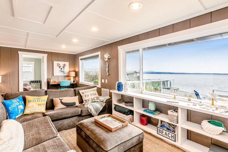 Spyglass Beach House House in Whidbey Island