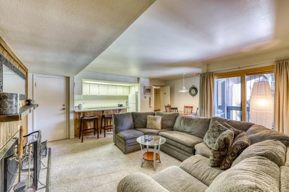 Wild Irishman 1080 Apartment in Keystone