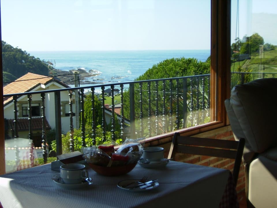 View (from property/room), Balcony/Terrace, Sea view