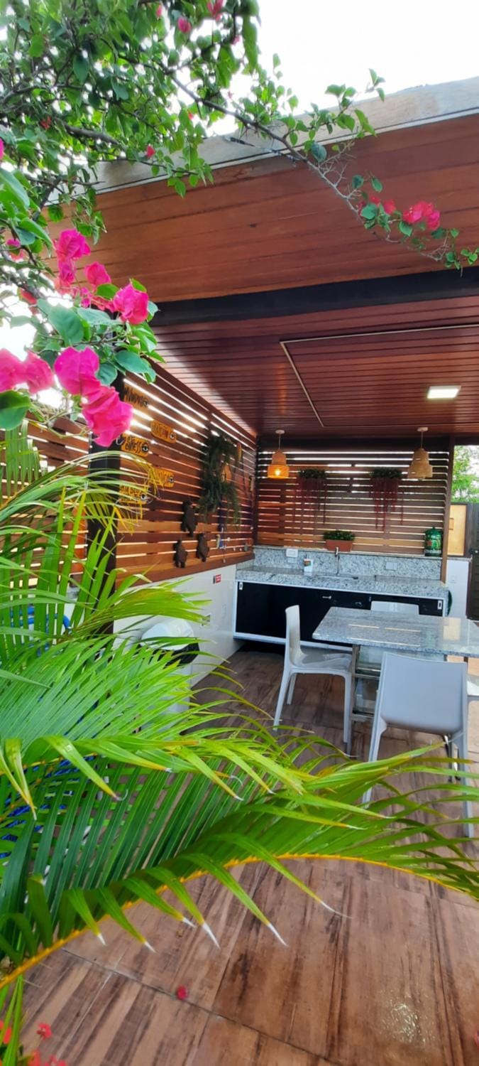 Hot Tub, Solarium