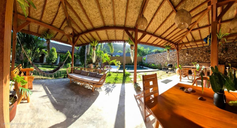 Elisa Homestay Areguling Vacation rental in Pujut