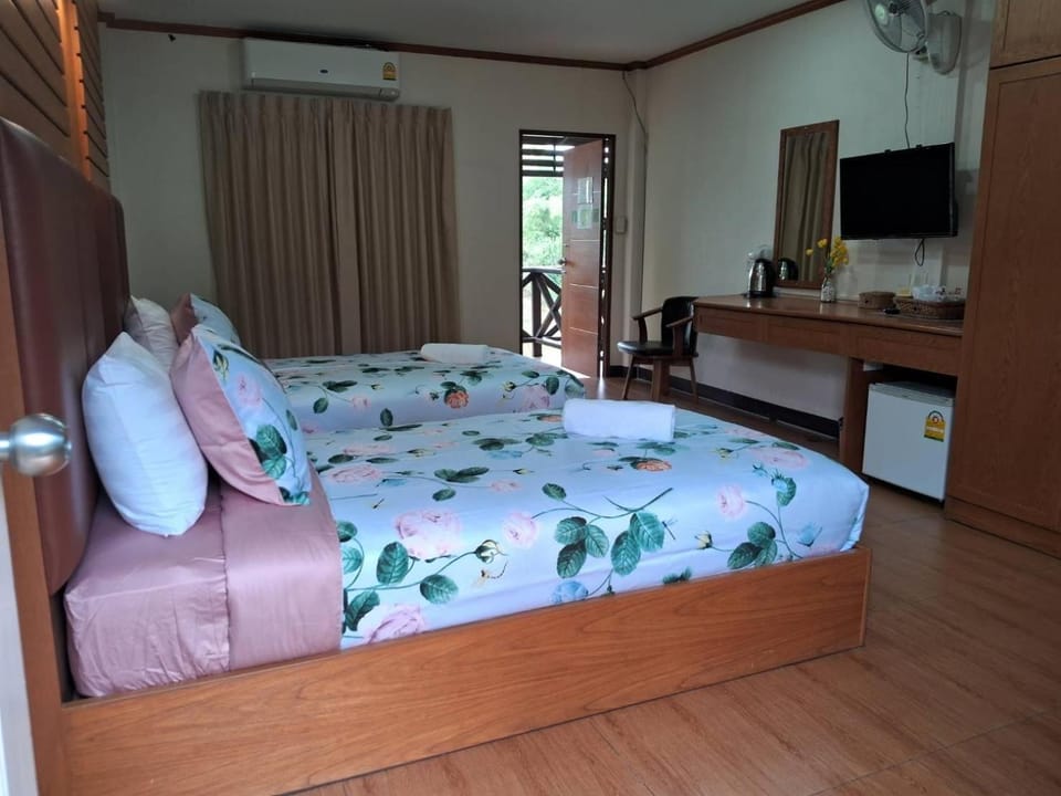 RS Phong Riverside Resort Resort in Laos