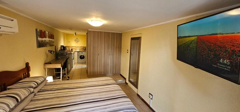 Evening entertainment, Bedroom