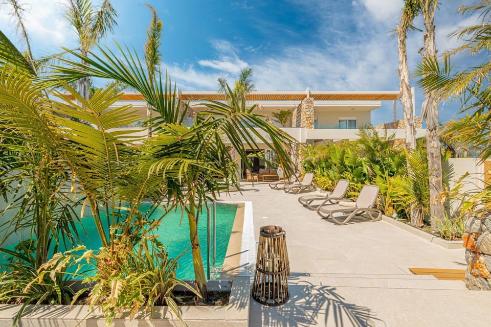 Garden, Swimming pool
