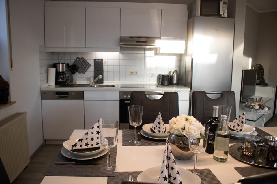 Bergkristall direkt am Bikepark und Skigebiet, 2 Schlafzimmer, Terrasse, abschließbarer Keller Apartment in Winterberg