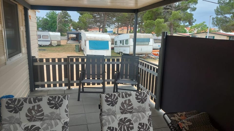 Mobilhome Privlaka Campground/ 
RV Resort in Zadar County
