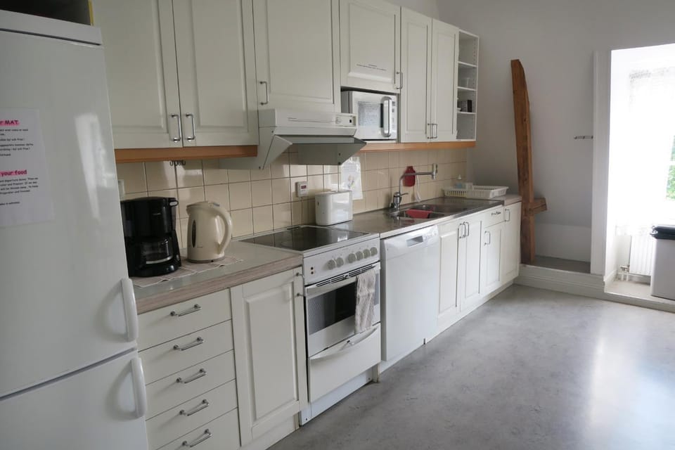 Communal kitchen